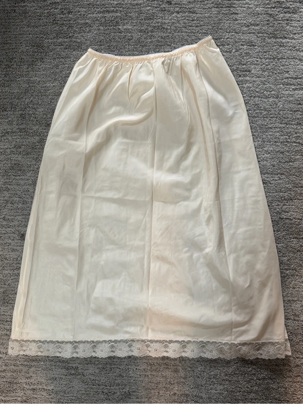 Parisian Maid I. Magnin Vintage 60s-70s Light Peach Slip Skirt XS